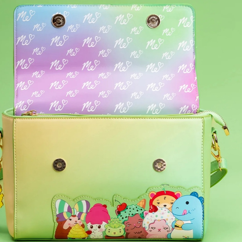Mariah Elizabeth NWT Playful Green Crossbody Bag with Cartoon Characters - Picture 4 of 11